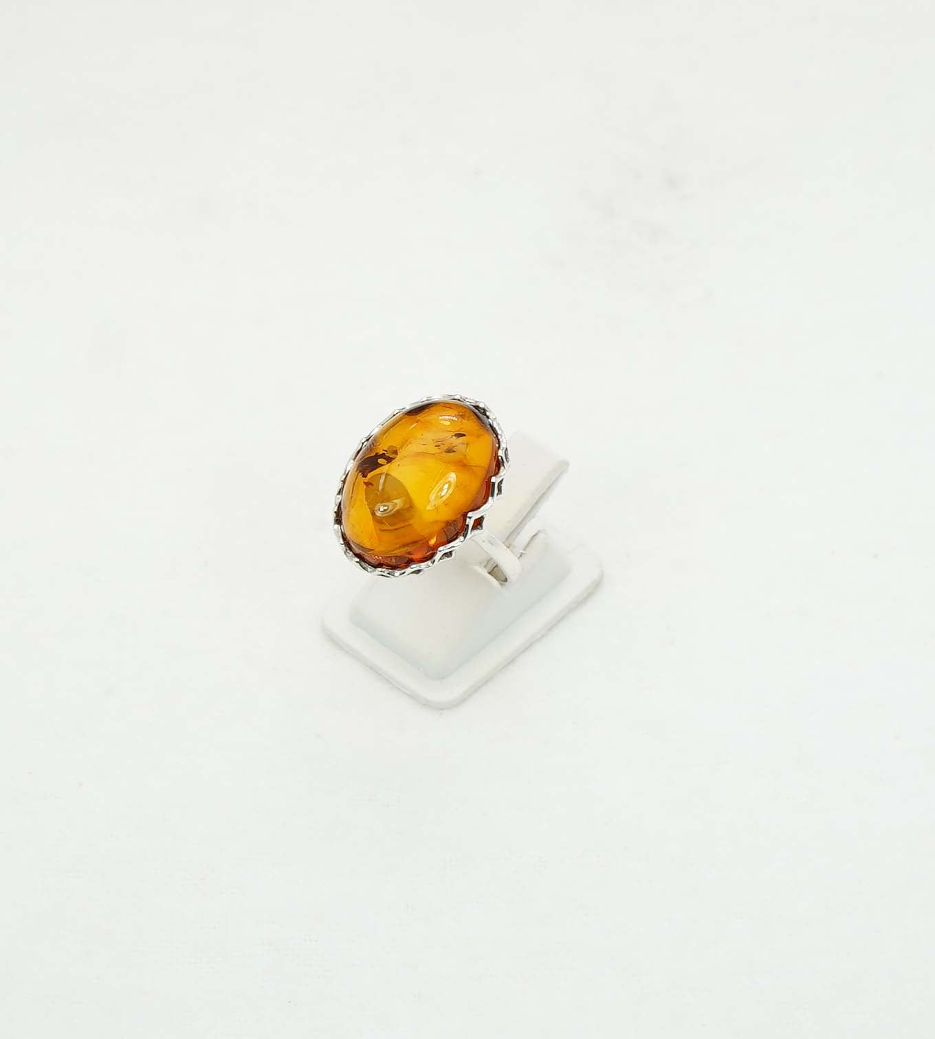 925 Solid Sterling Silver Natural Baltic Amber Ring - 3.6 Grams