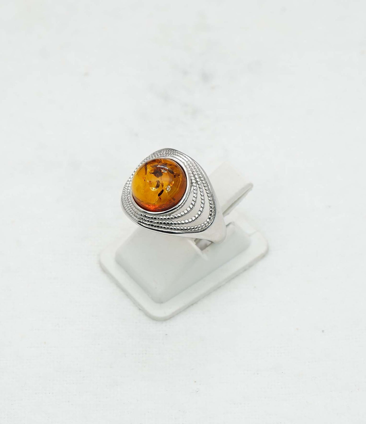 925 Solid Sterling Silver Natural Baltic Amber Ring - 3.6 Grams