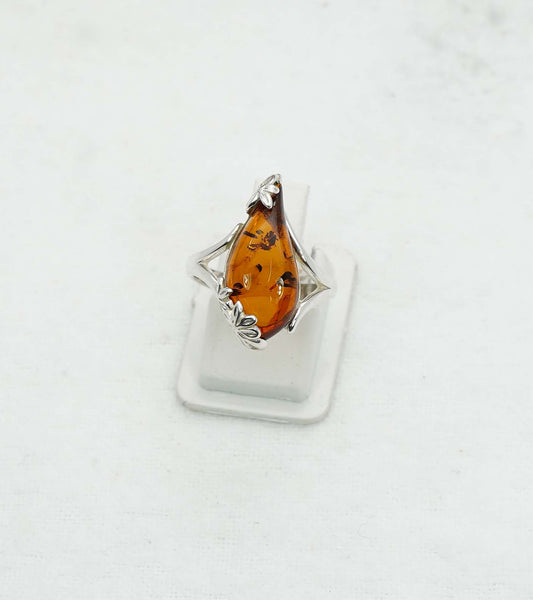 925 Solid Sterling Silver Natural Baltic Amber Ring - 3.3 Grams