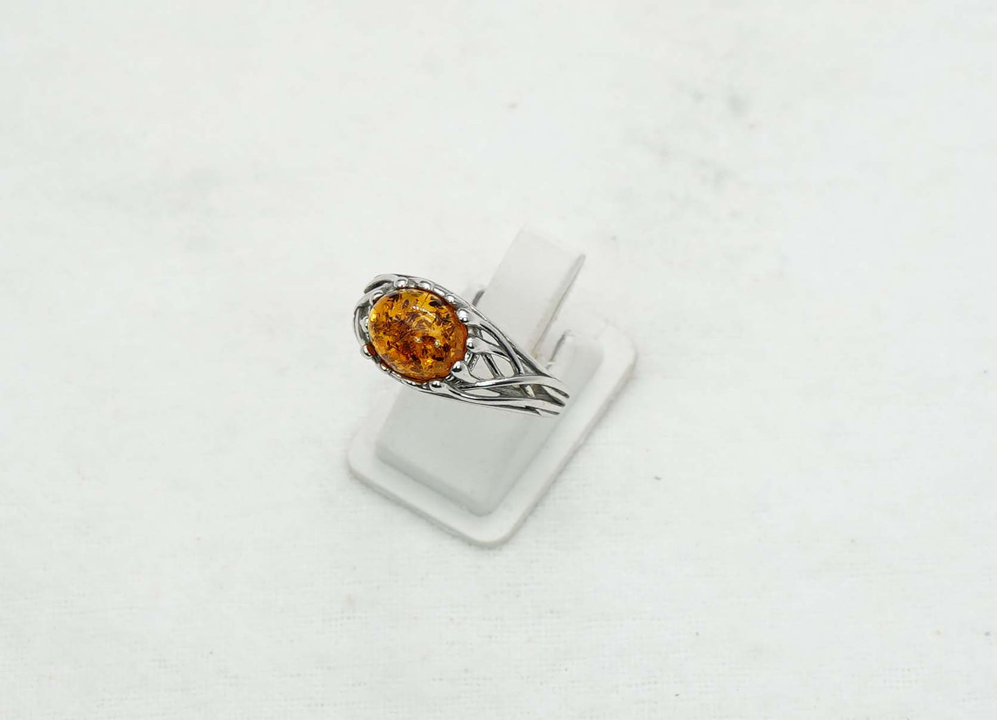 925 Solid Sterling Silver Natural Baltic Amber Ring - 3.4 Grams