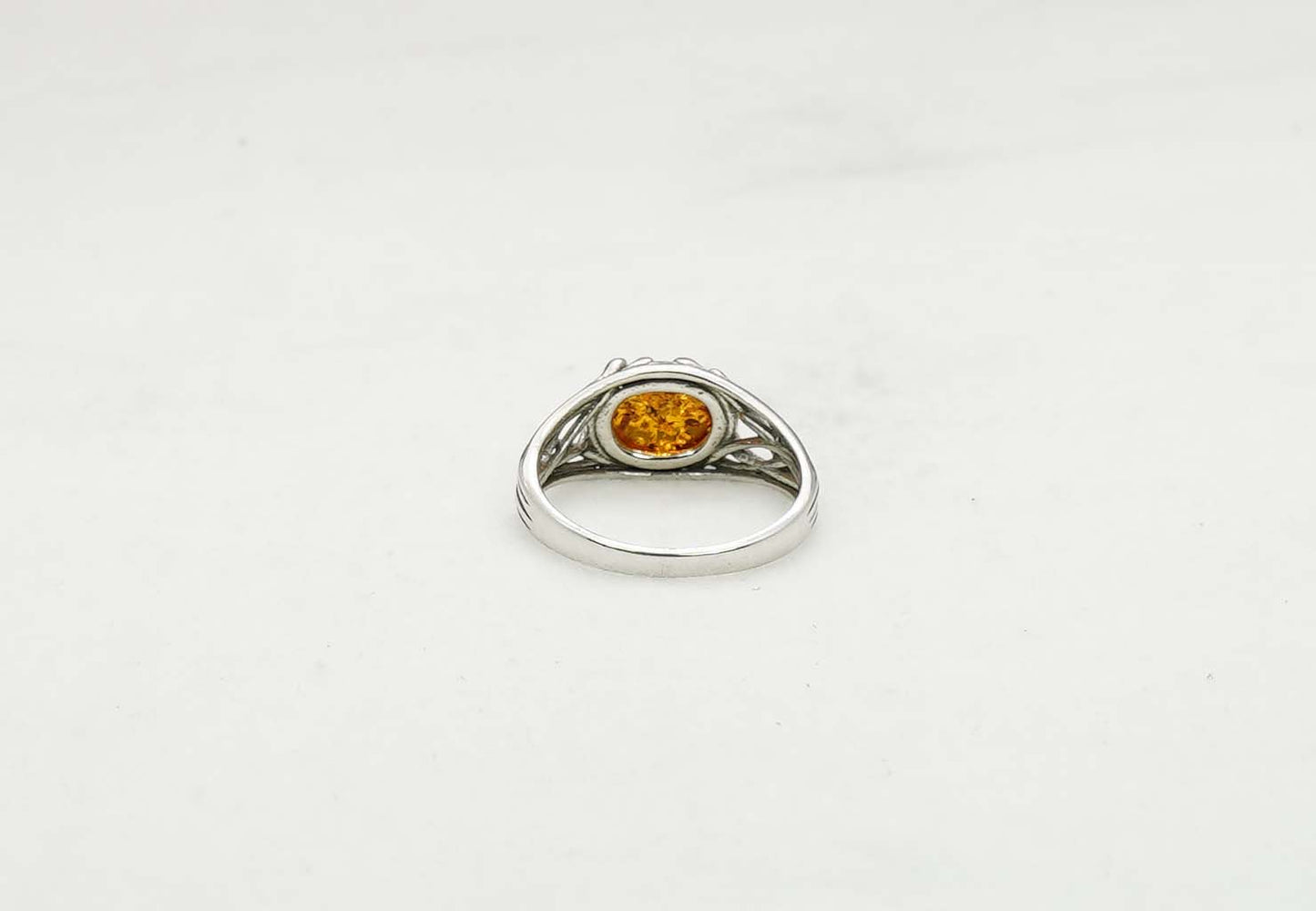 925 Solid Sterling Silver Natural Baltic Amber Ring - 3.4 Grams