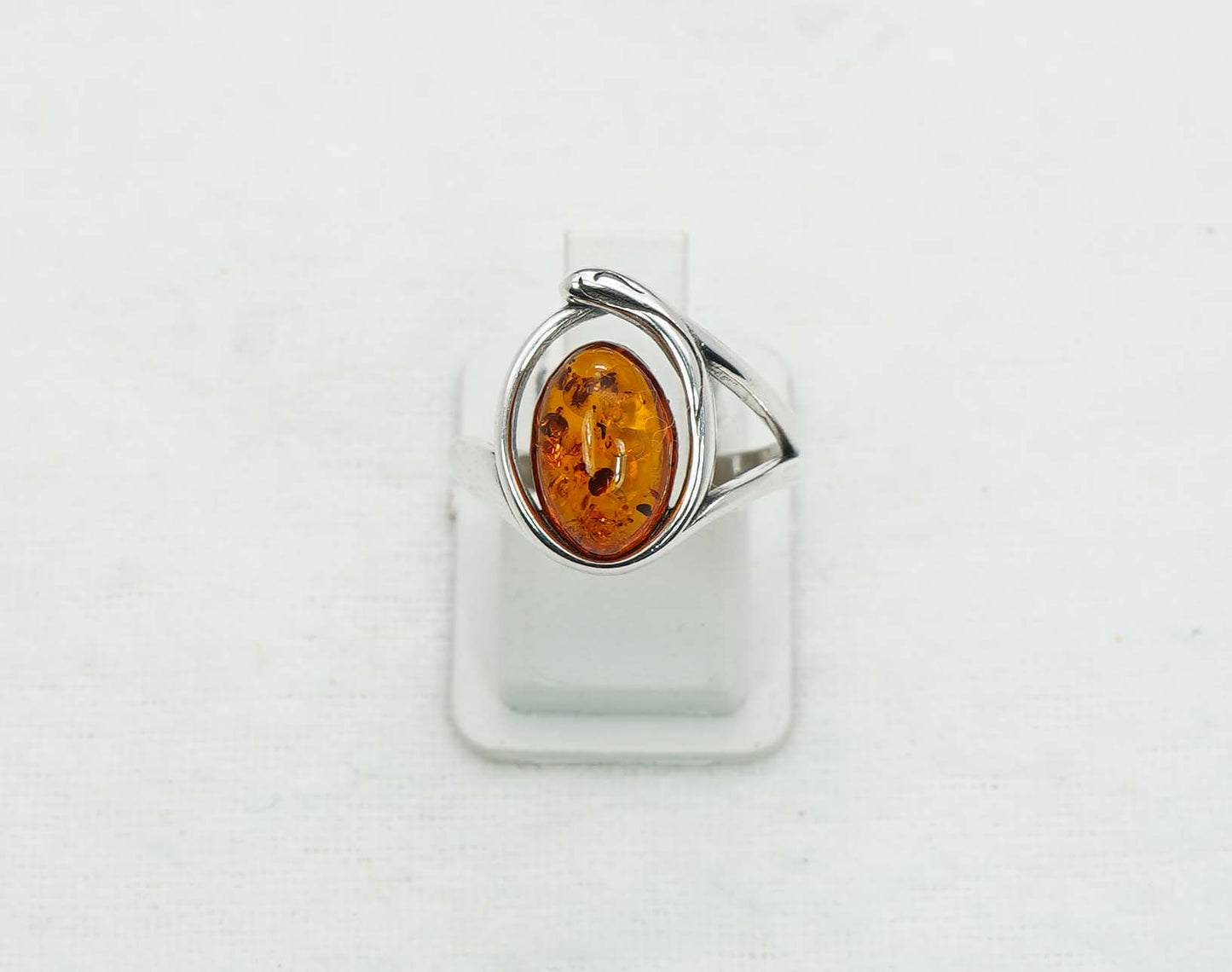 925 Solid Sterling Silver Natural Baltic Amber Ring - 3.6 Grams
