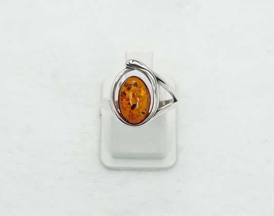 925 Solid Sterling Silver Natural Baltic Amber Ring - 3.6 Grams
