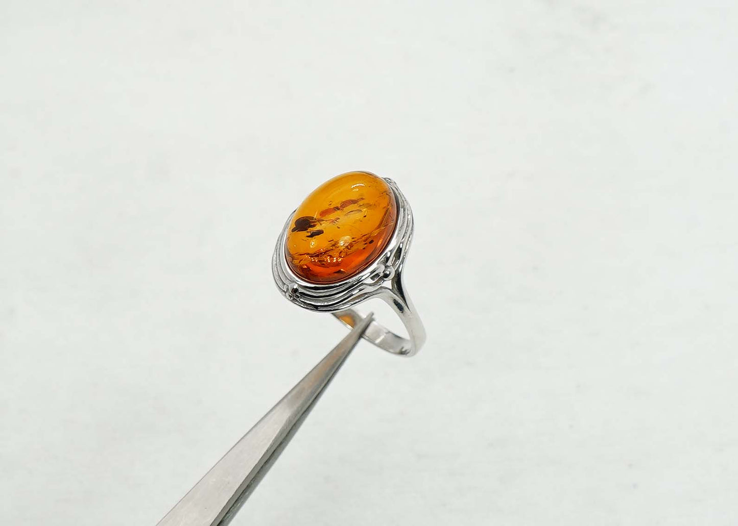 925 Solid Sterling Silver Natural Baltic Amber Ring - 3.1 Grams