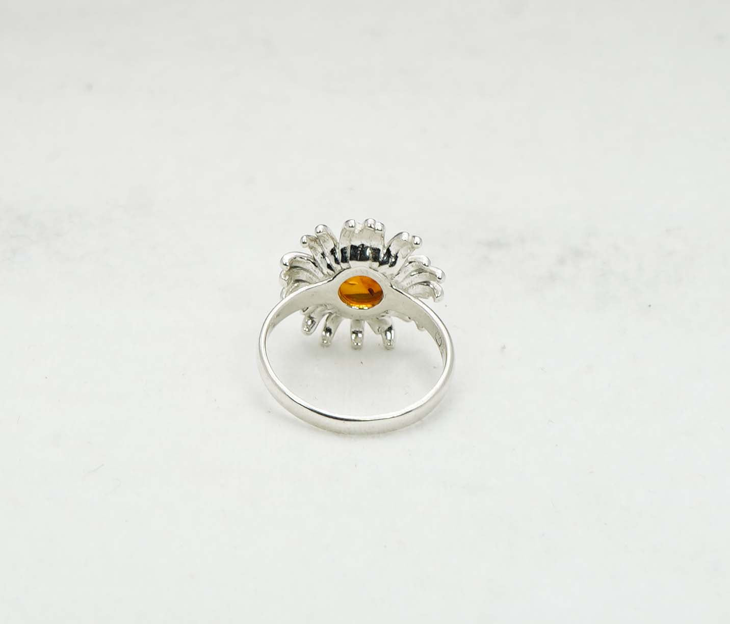 925 Solid Sterling Silver Natural Baltic Amber Ring - 4.2 Grams