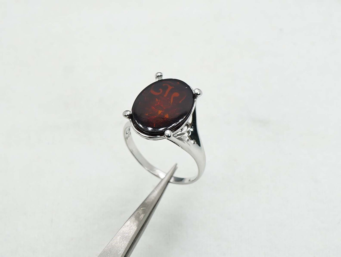 925 Solid Sterling Silver Natural Baltic Amber Ring - 4.4 Grams