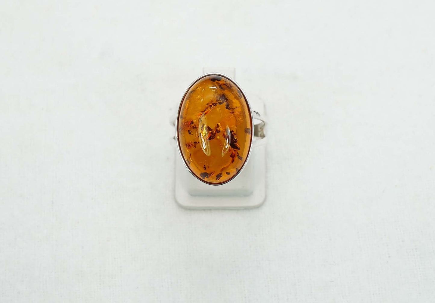 925 Solid Sterling Silver Natural Baltic Amber Ring - 4.2 Grams