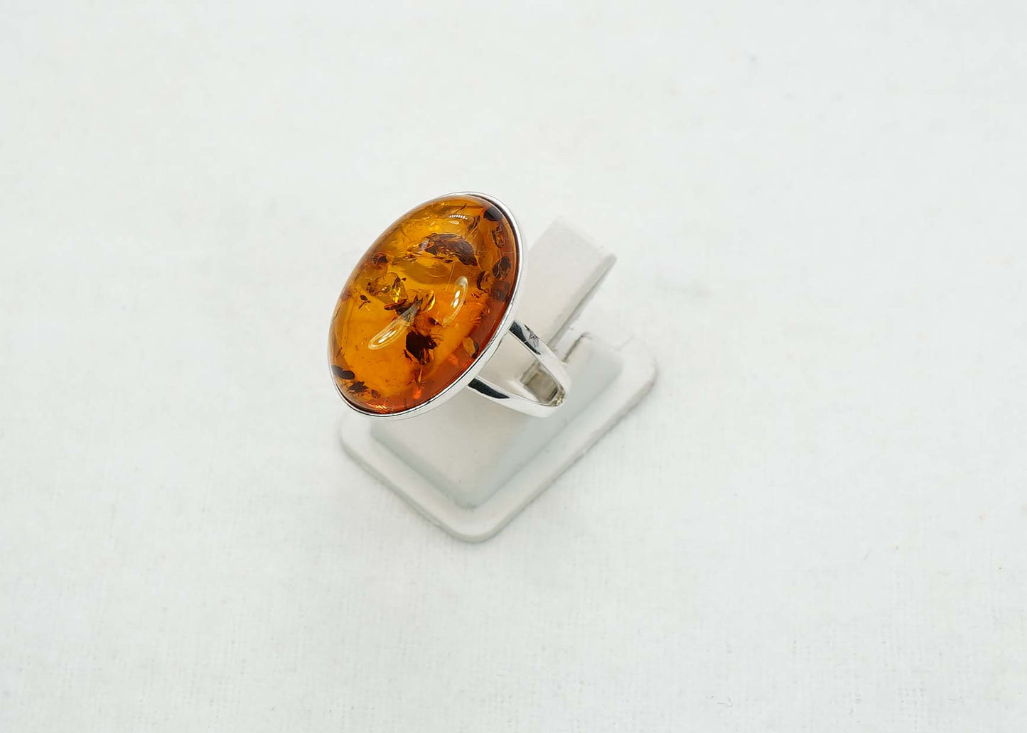 925 Solid Sterling Silver Natural Baltic Amber Ring - 4.2 Grams
