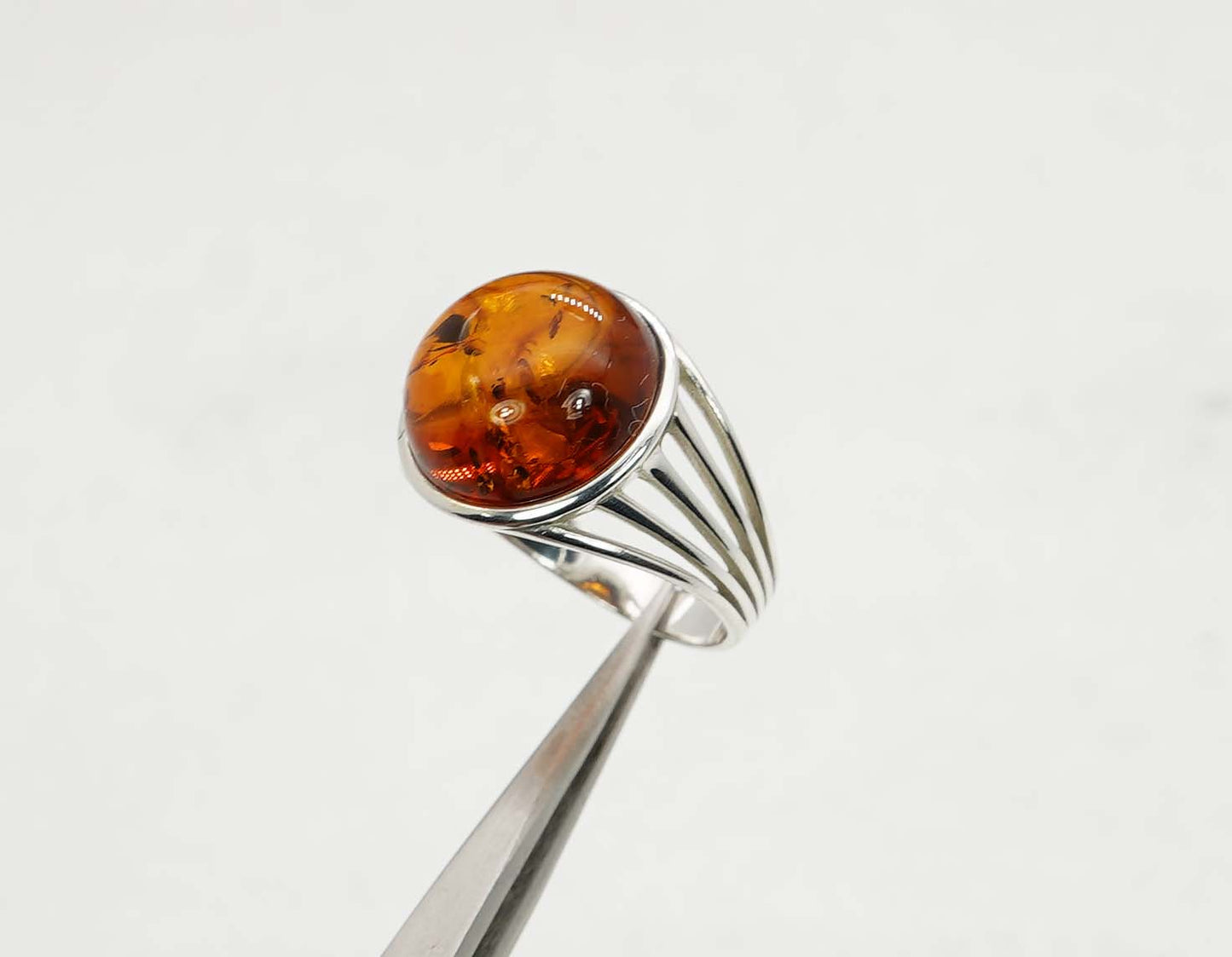 925 Solid Sterling Silver Natural Baltic Amber Ring - 3.9 Grams