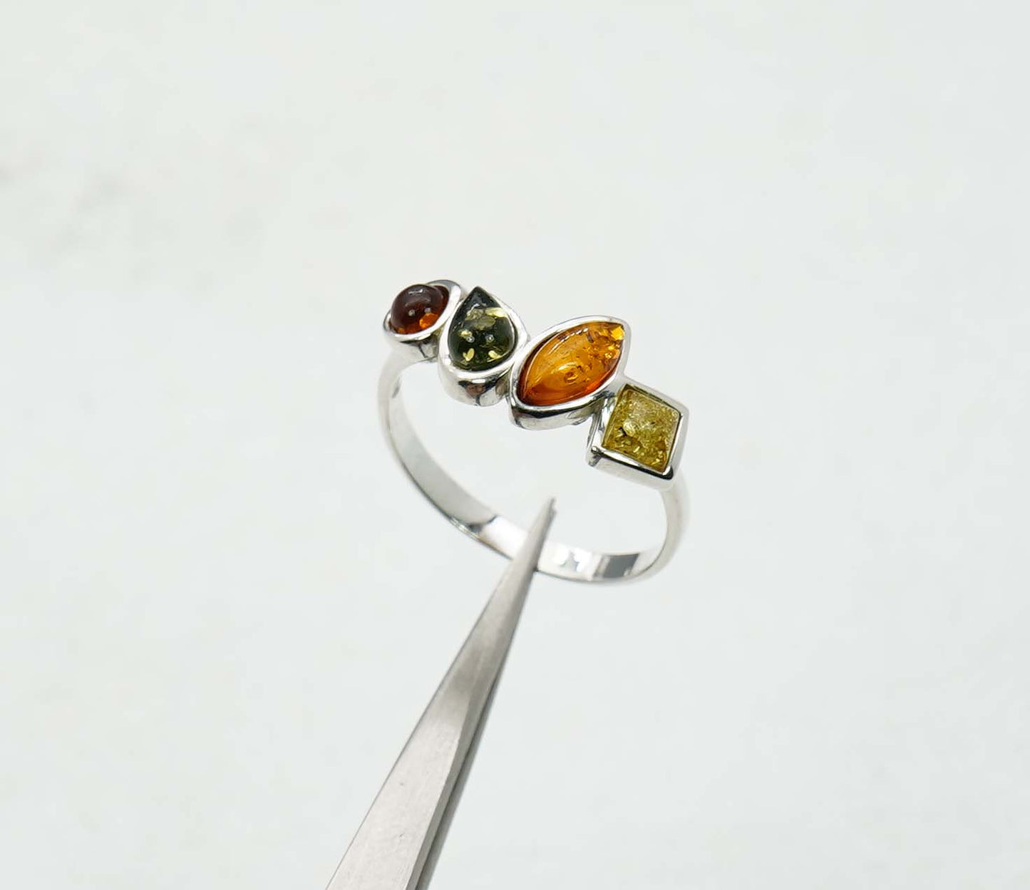 925 Solid Sterling Silver Natural Baltic Amber Ring - 2.8 Grams