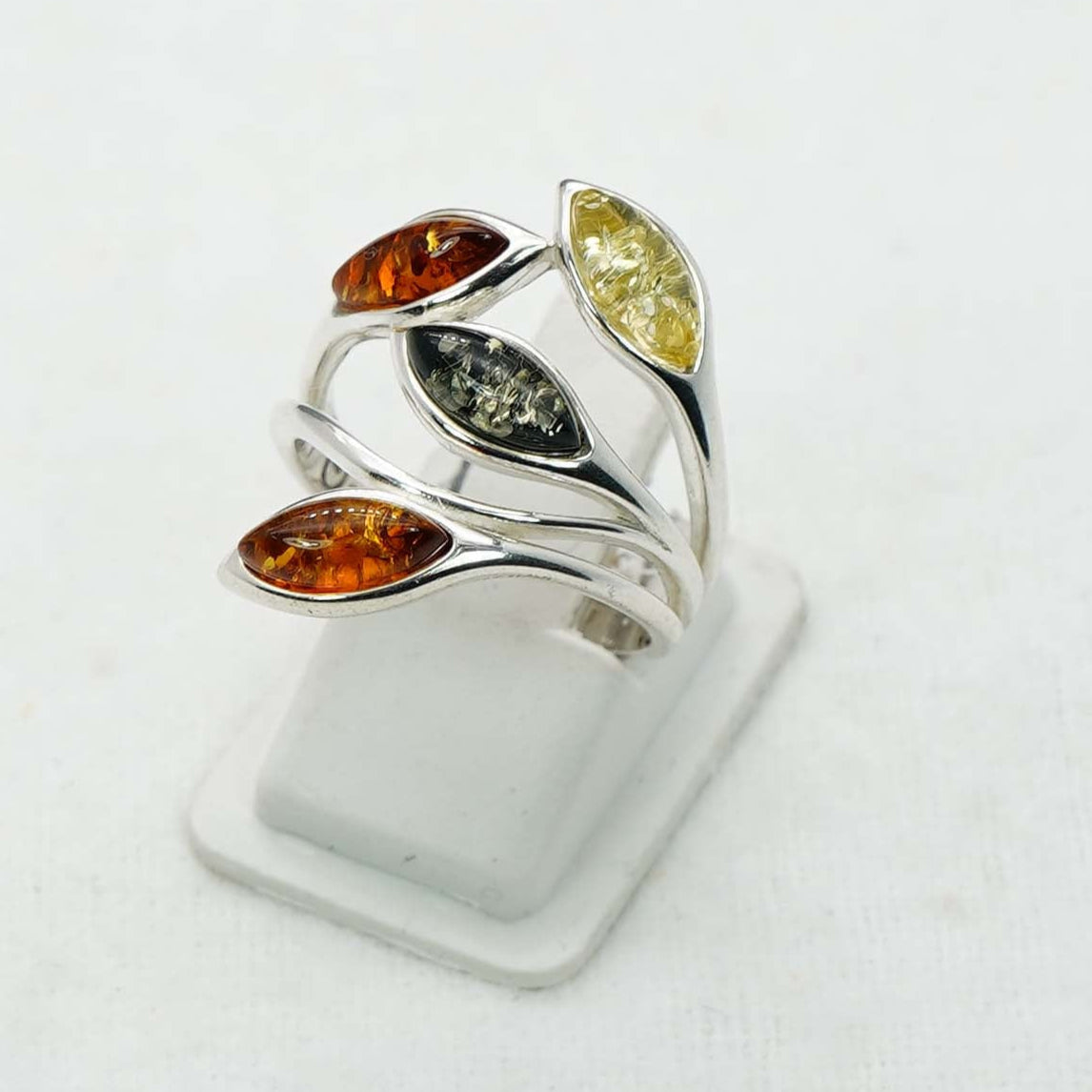 925 Solid Sterling Silver Natural Baltic Amber Ring-5 Grams