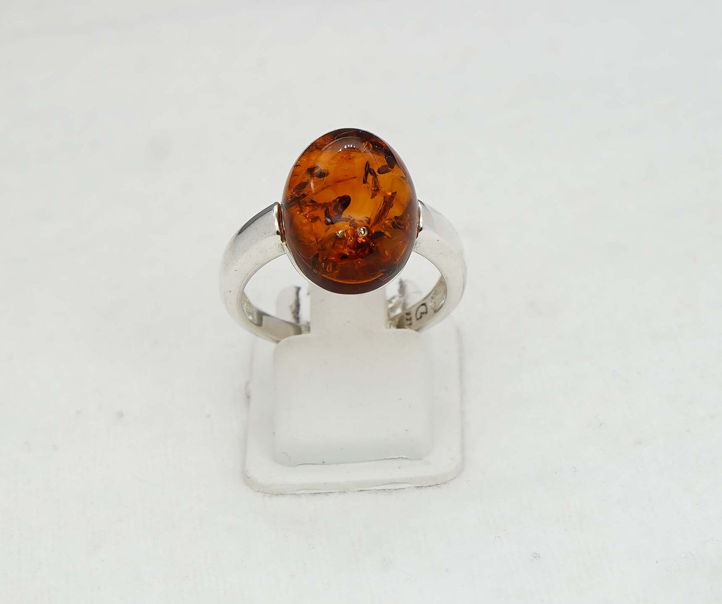 925 Solid Sterling Silver Natural Baltic Amber Ring - 4.6 Grams