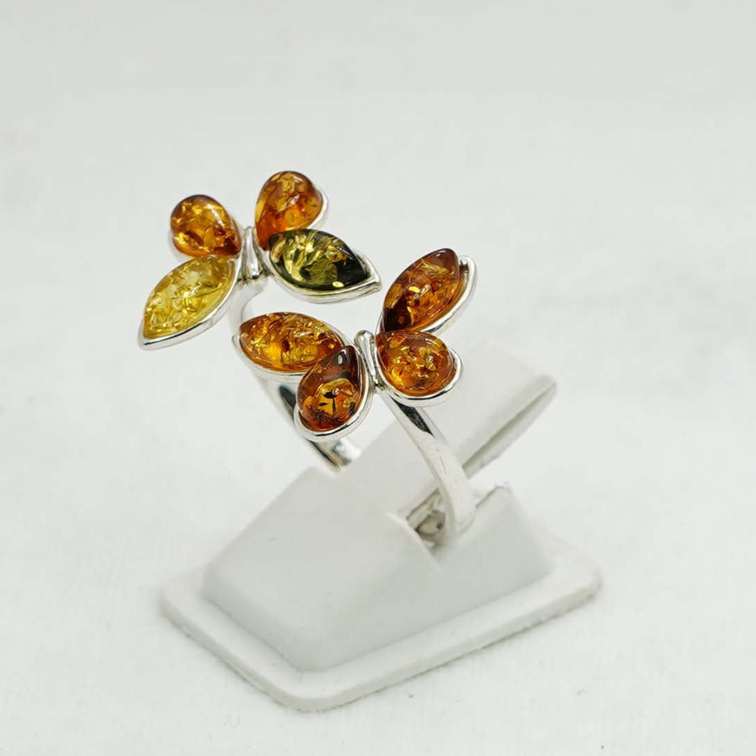 925 Solid Sterling Silver Natural Baltic Amber Ring- 4 Grams