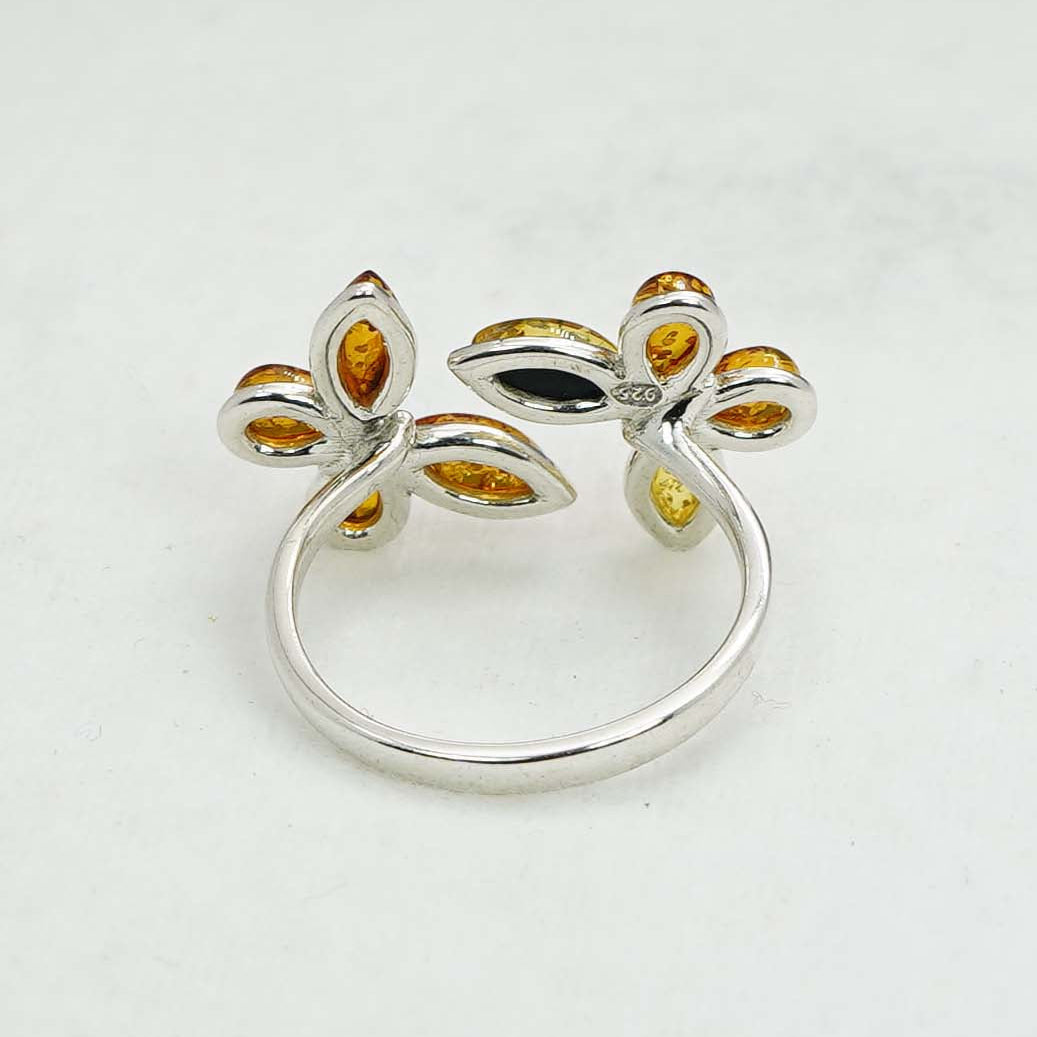 925 Solid Sterling Silver Natural Baltic Amber Ring- 4 Grams