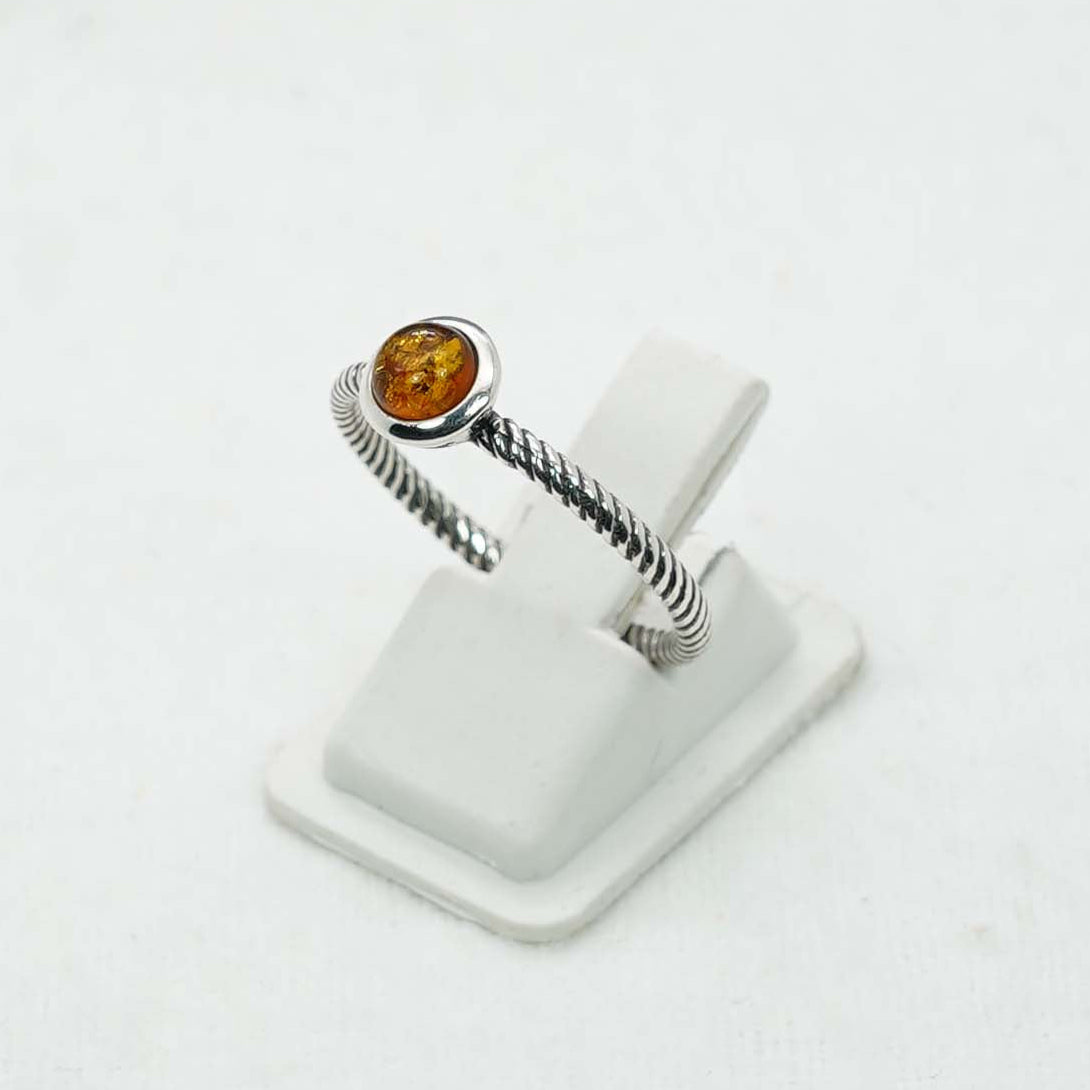 925 Solid Sterling Silver Natural Baltic Amber Ring- 2 Grams