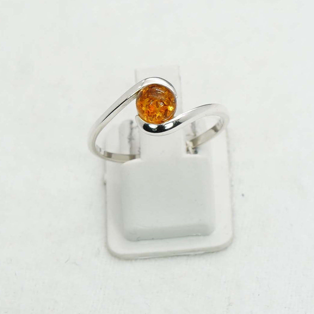 925 Solid Sterling Silver Natural Baltic Amber Ring-1.8 Grams