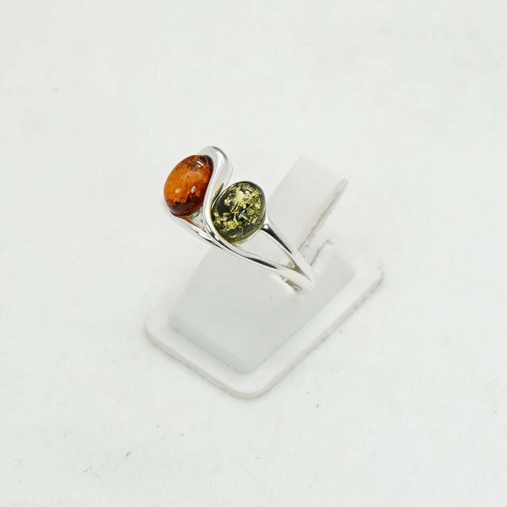925 Solid Sterling Silver Natural Baltic Amber Ring- 3.3 Grams