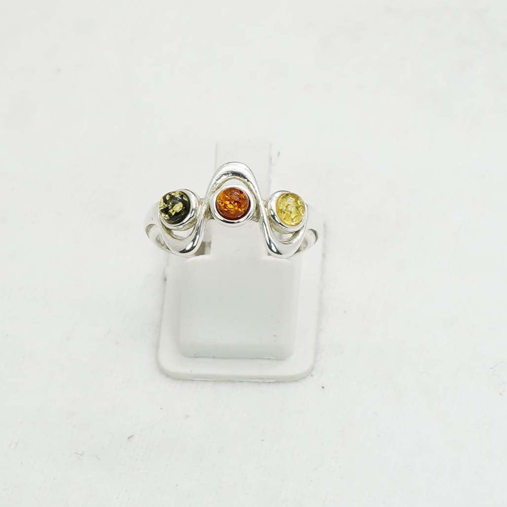 925 Solid Sterling Silver Natural Baltic Amber Ring - 3.1 Grams