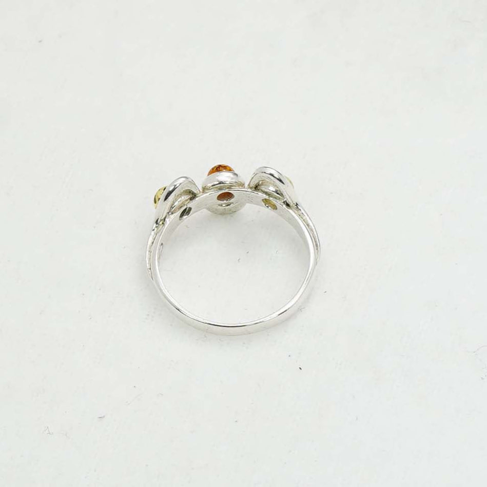 925 Solid Sterling Silver Natural Baltic Amber Ring - 3.1 Grams