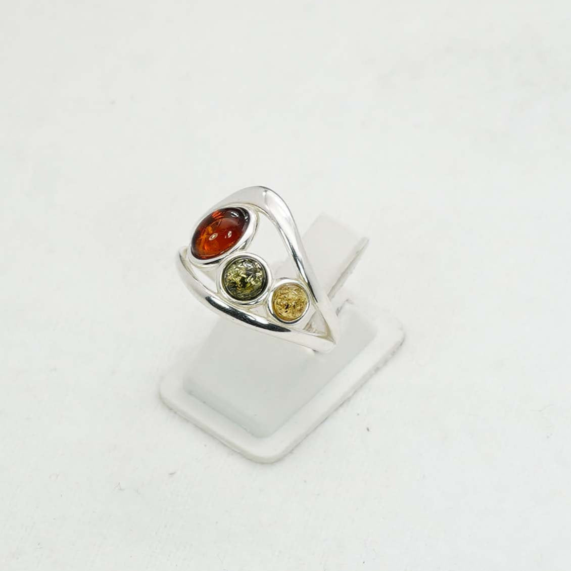 925 Solid Sterling Silver Natural Baltic Amber Ring- 4.3 Grams