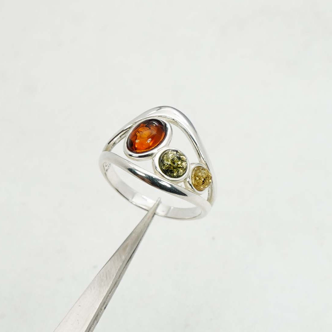 925 Solid Sterling Silver Natural Baltic Amber Ring- 4.3 Grams