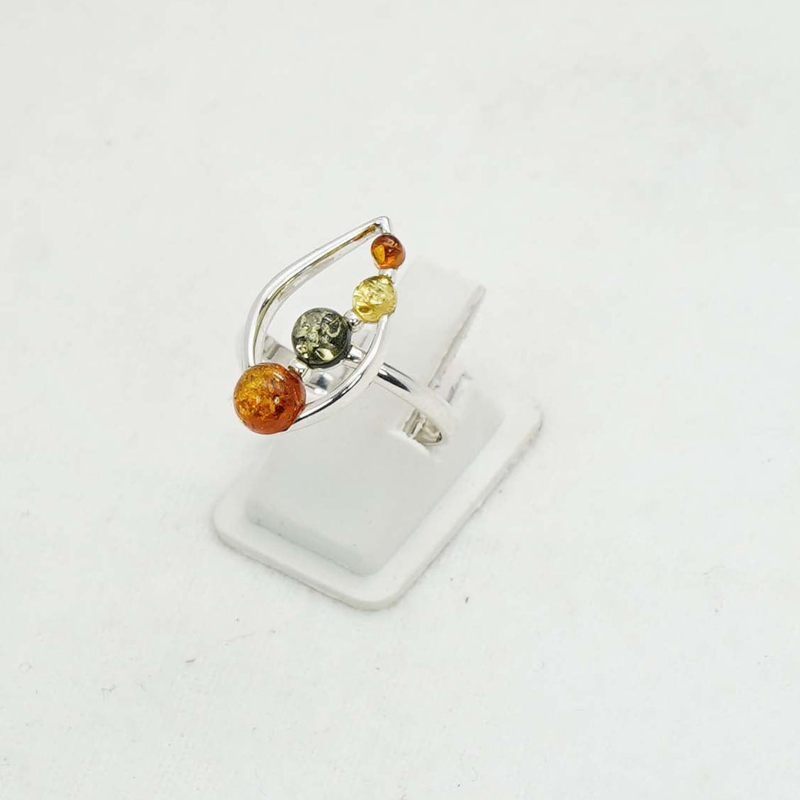 925 Solid Sterling Silver Natural Baltic Amber Ring- 3.2 Grams