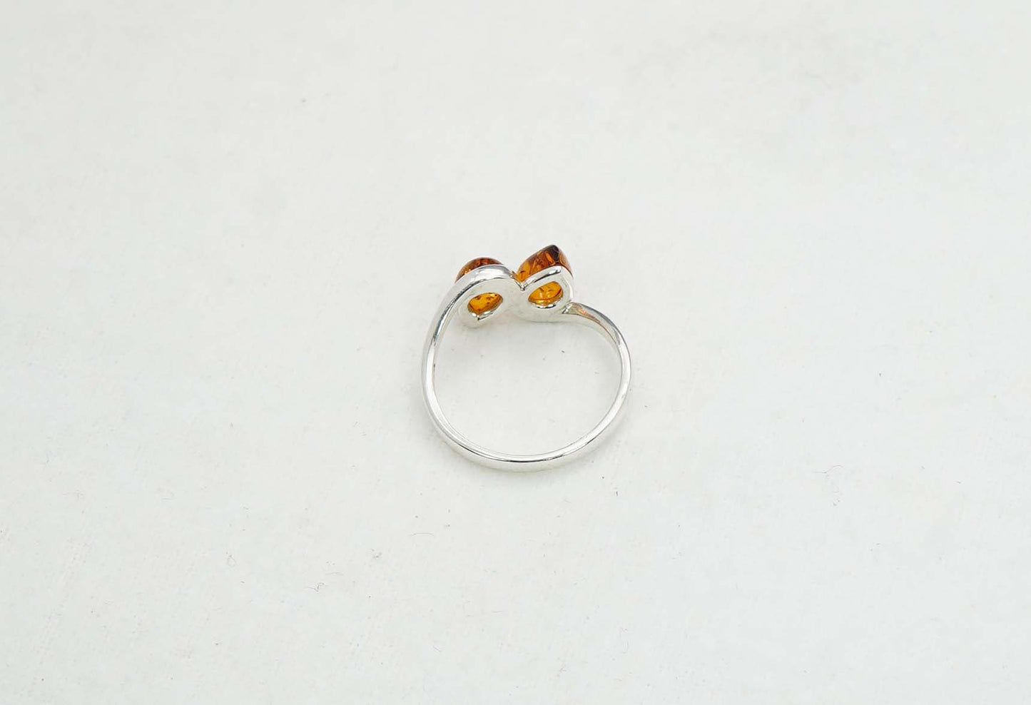 925 Solid Sterling Silver Natural Baltic Amber Ring - 2.8 Grams