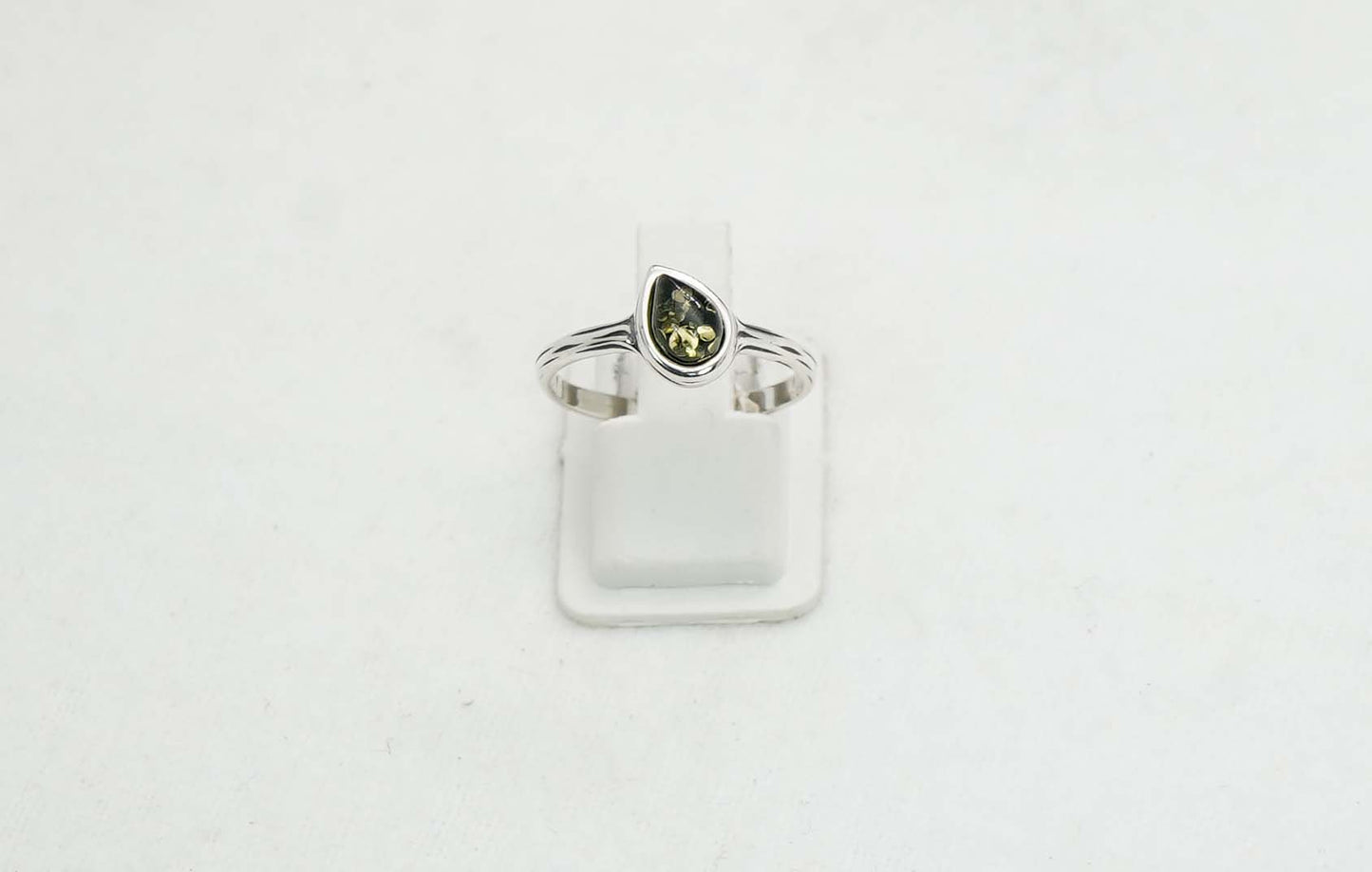 925 Solid Sterling Silver Natural Baltic Amber Ring- 2 Grams
