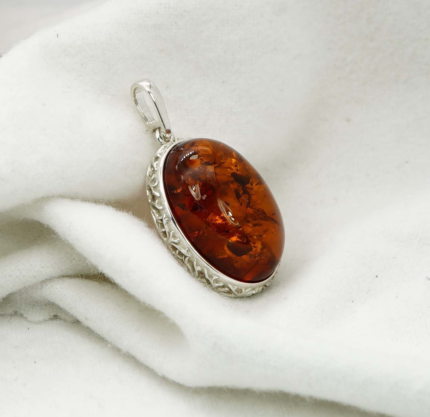925 Solid Sterling Silver Natural Baltic Amber Pendant - 6 Grams
