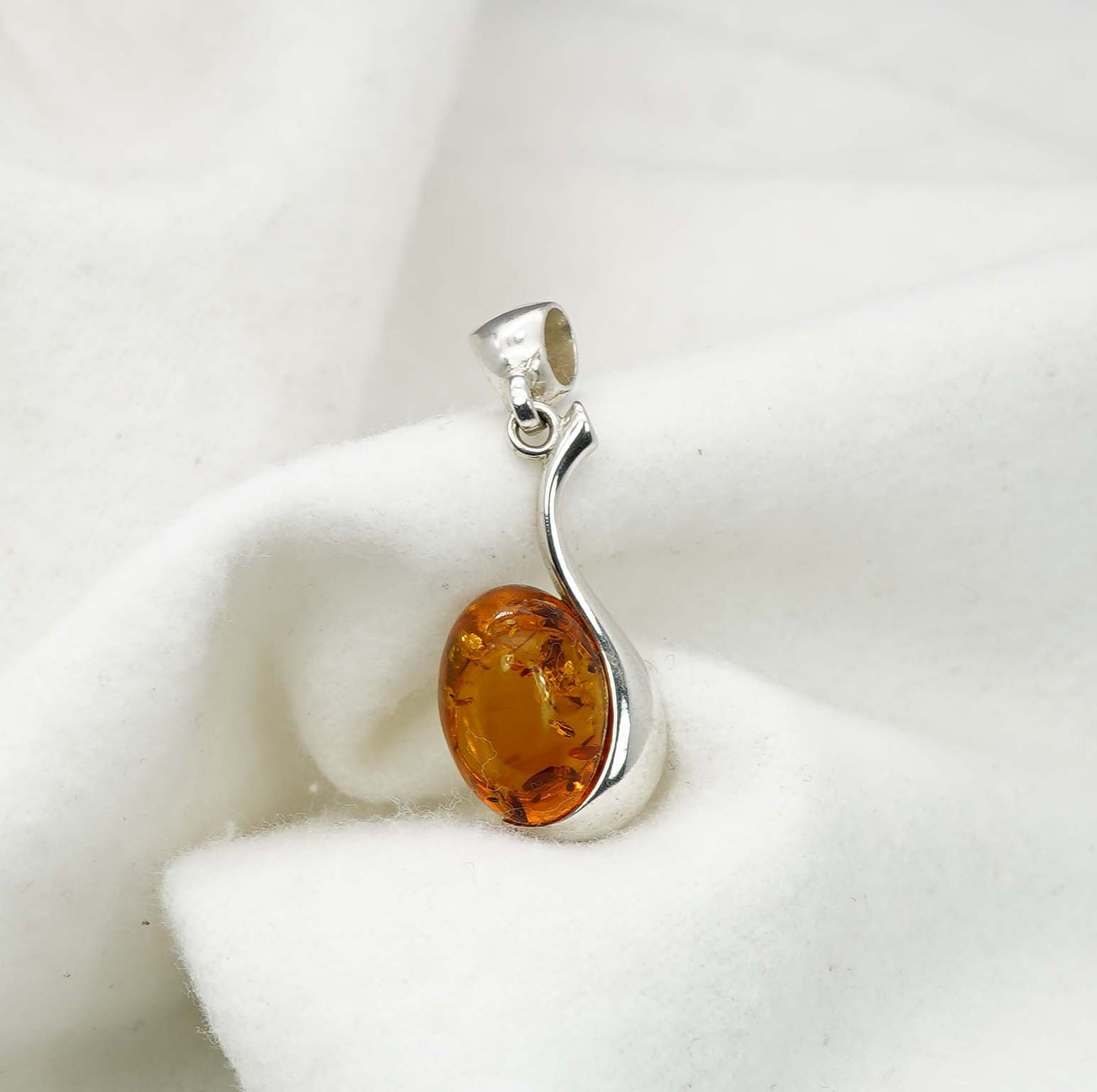 925 Solid Sterling Silver Natural Baltic Amber Pendant - 3.4 Grams