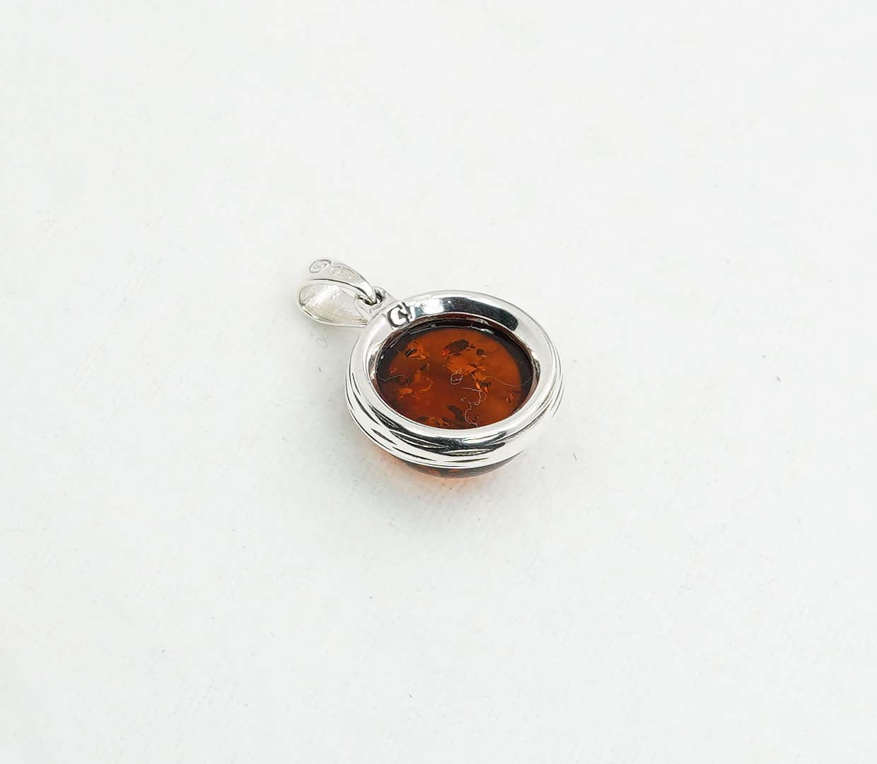 925 Solid Sterling Silver Natural Baltic Amber Pendant - 4 Gram