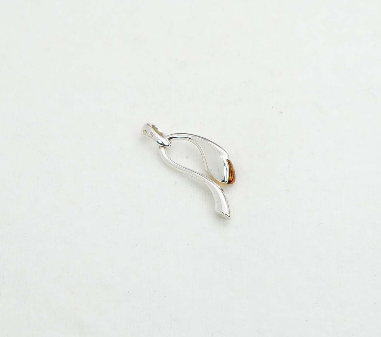 925 Solid Sterling Silver Natural Baltic Amber Pendant - 2.6 Gram