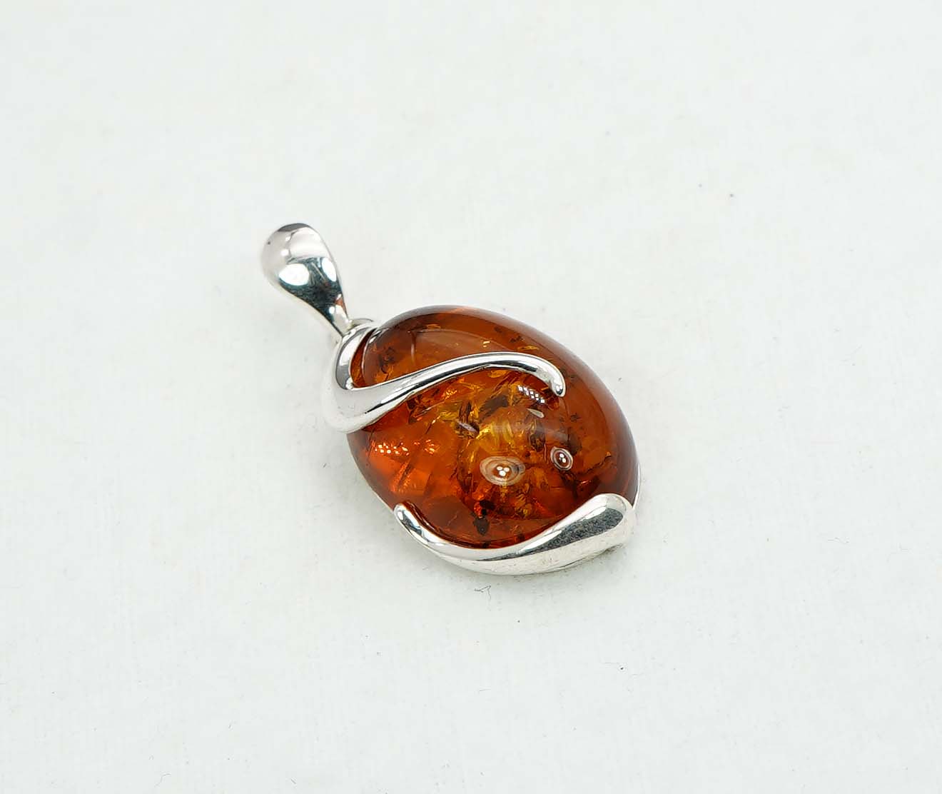 925 Solid Sterling Silver Natural Baltic Amber Pendant - 6.9 Gram