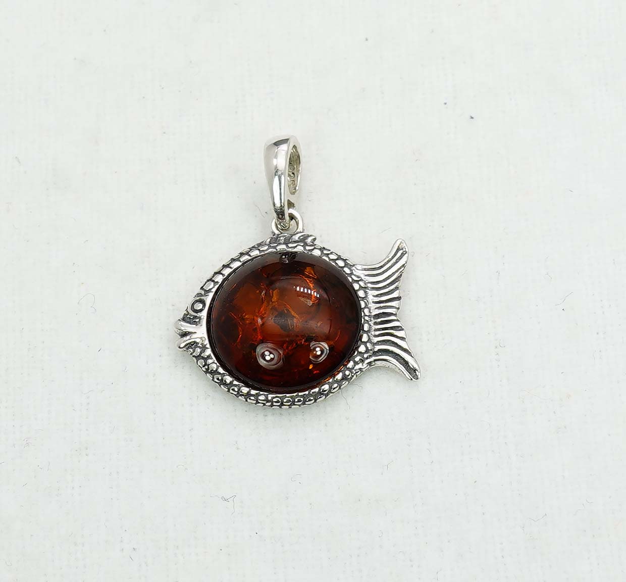 925 Solid Sterling Silver Natural Baltic Amber Pendant - 6.9 Gram