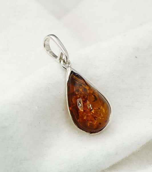 925 Solid Sterling Silver Natural Baltic Amber Pendant - 2.2 Gram