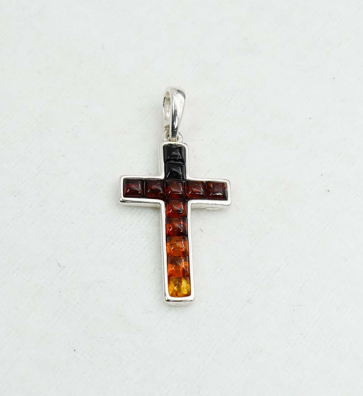 925 Solid Sterling Silver Natural Baltic Amber Pendant - 2.2 Gram