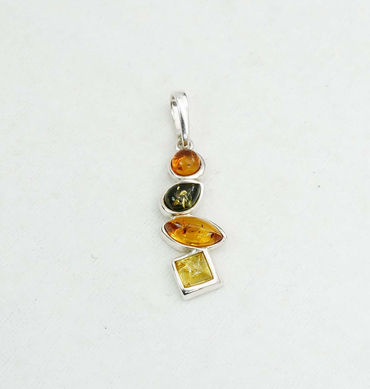 925 Solid Sterling Silver Natural Baltic Amber Pendant - 2.8 Gram