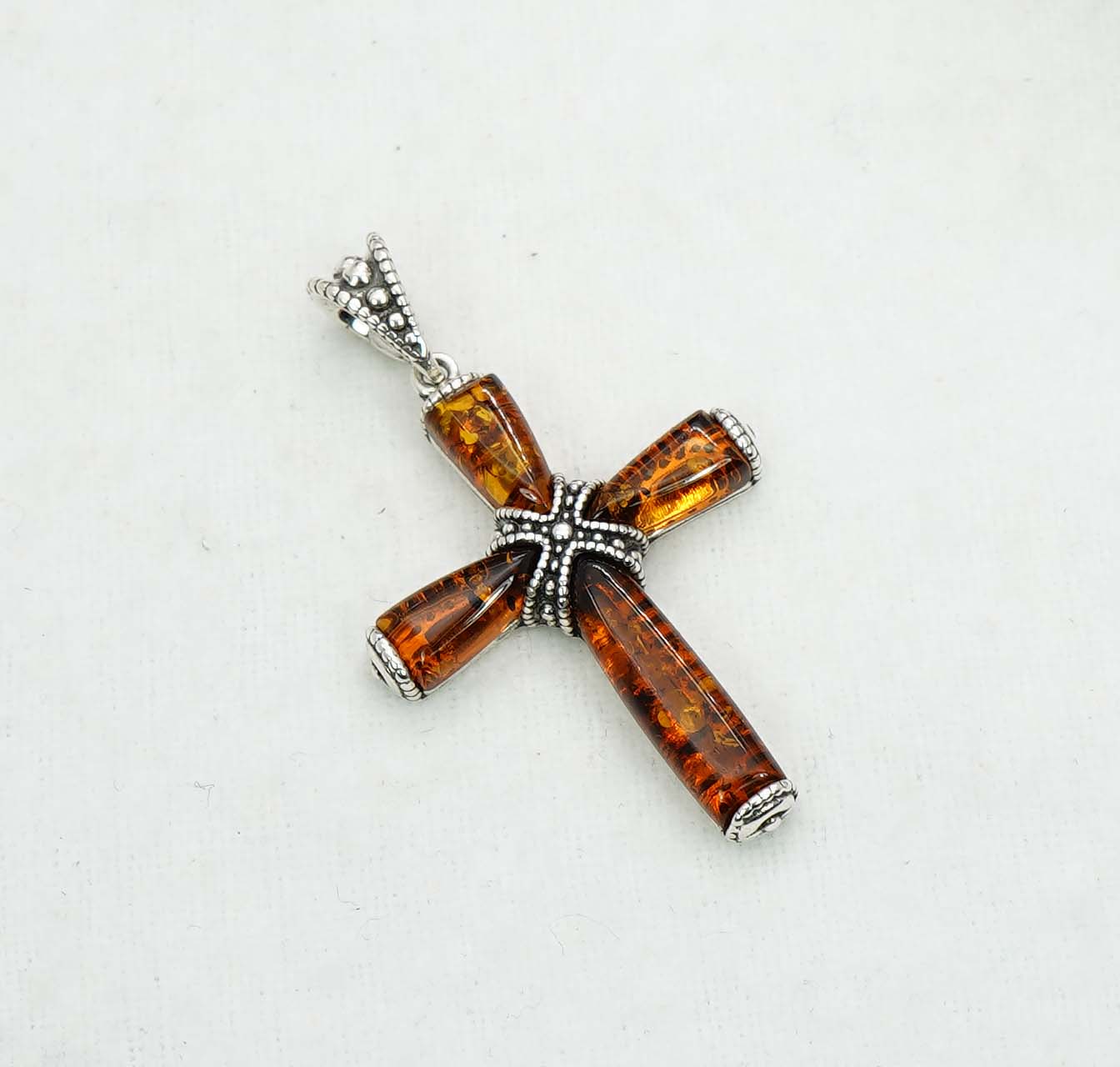925 Solid Sterling Silver Natural Baltic Amber Pendant - 4.6 Gram