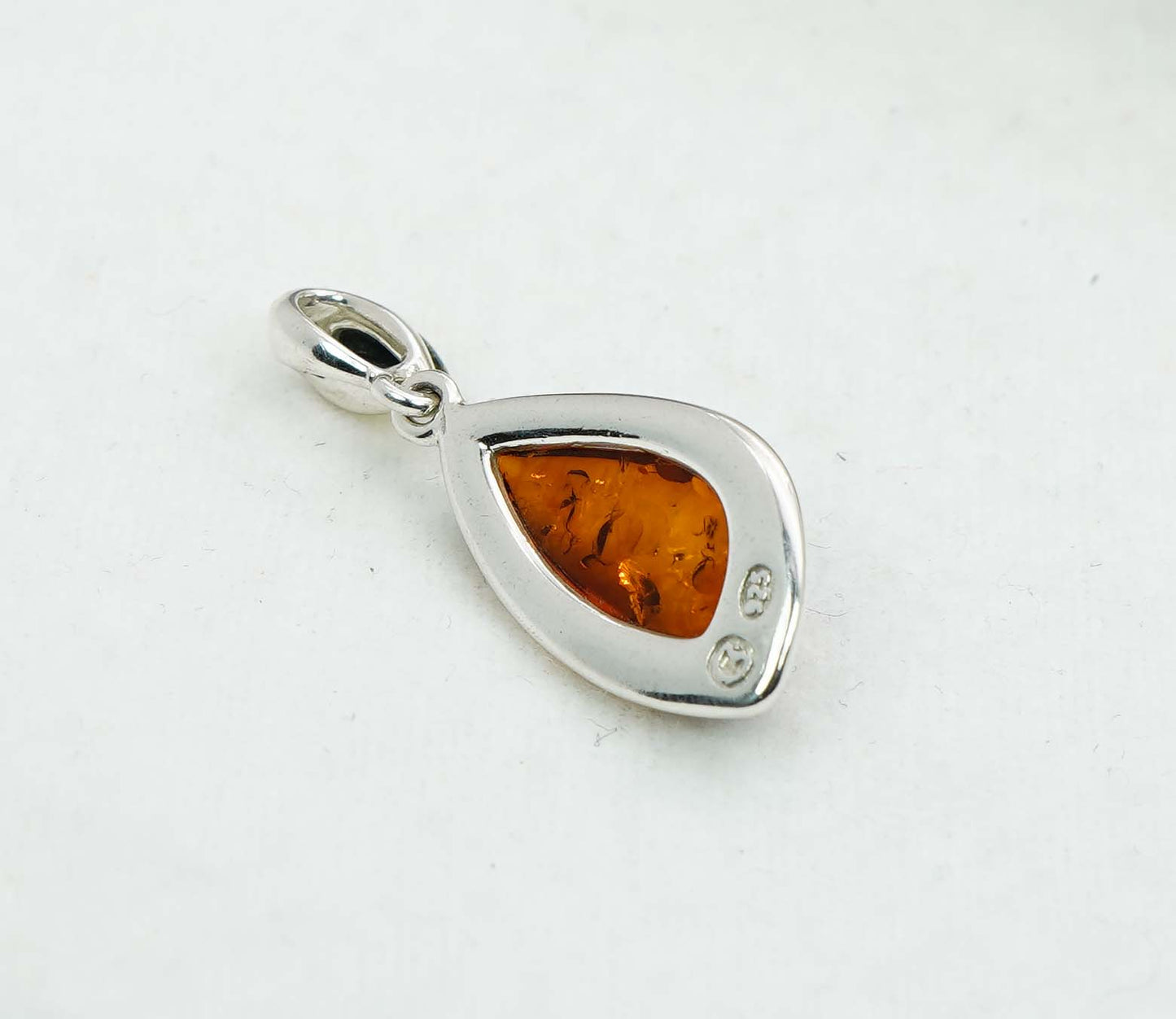 925 Solid Sterling Silver Natural Baltic Amber Pendant - 2.5 Gram