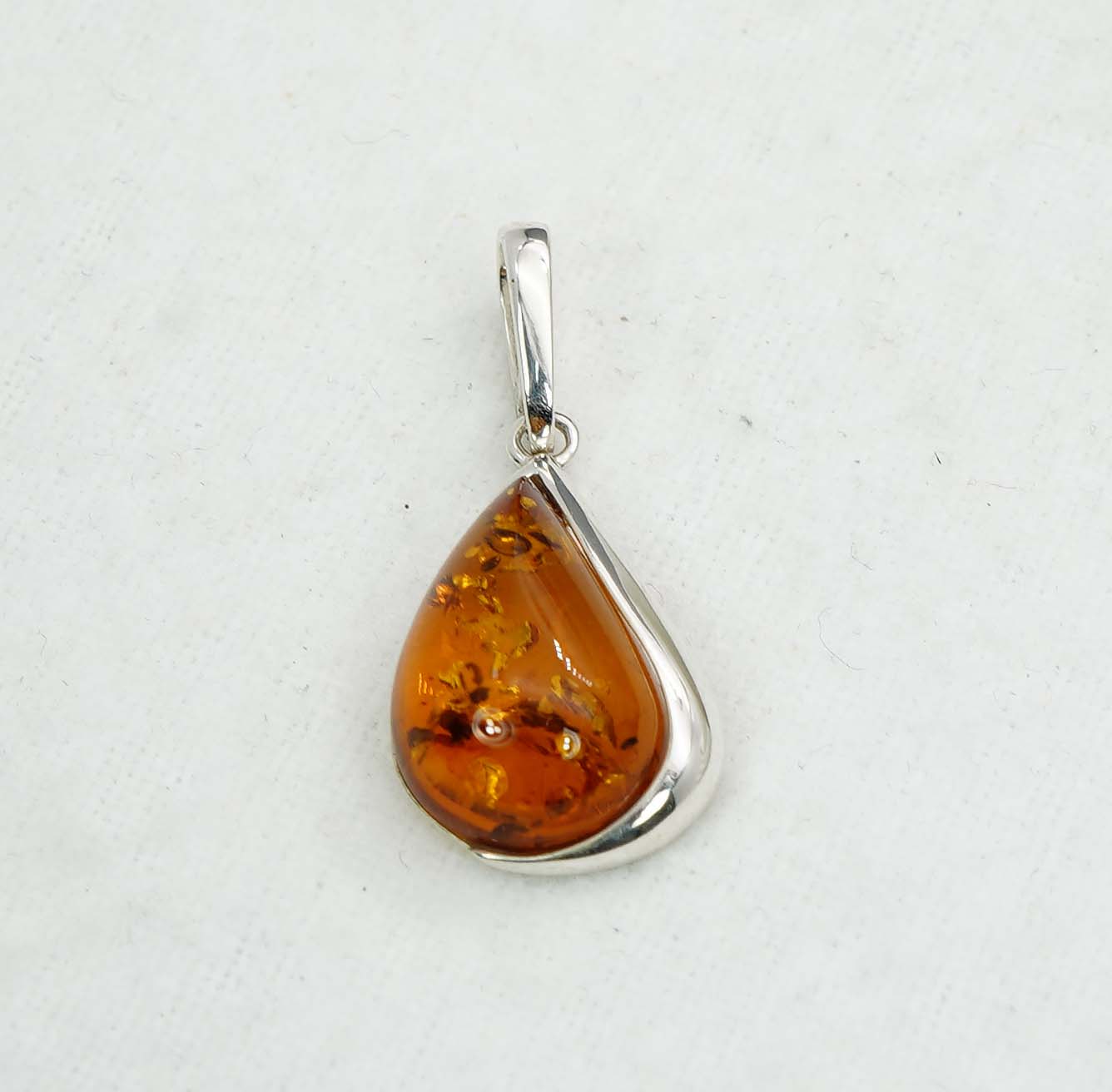 925 Solid Sterling Silver Natural Baltic Amber Pendant - 2.2 Gram