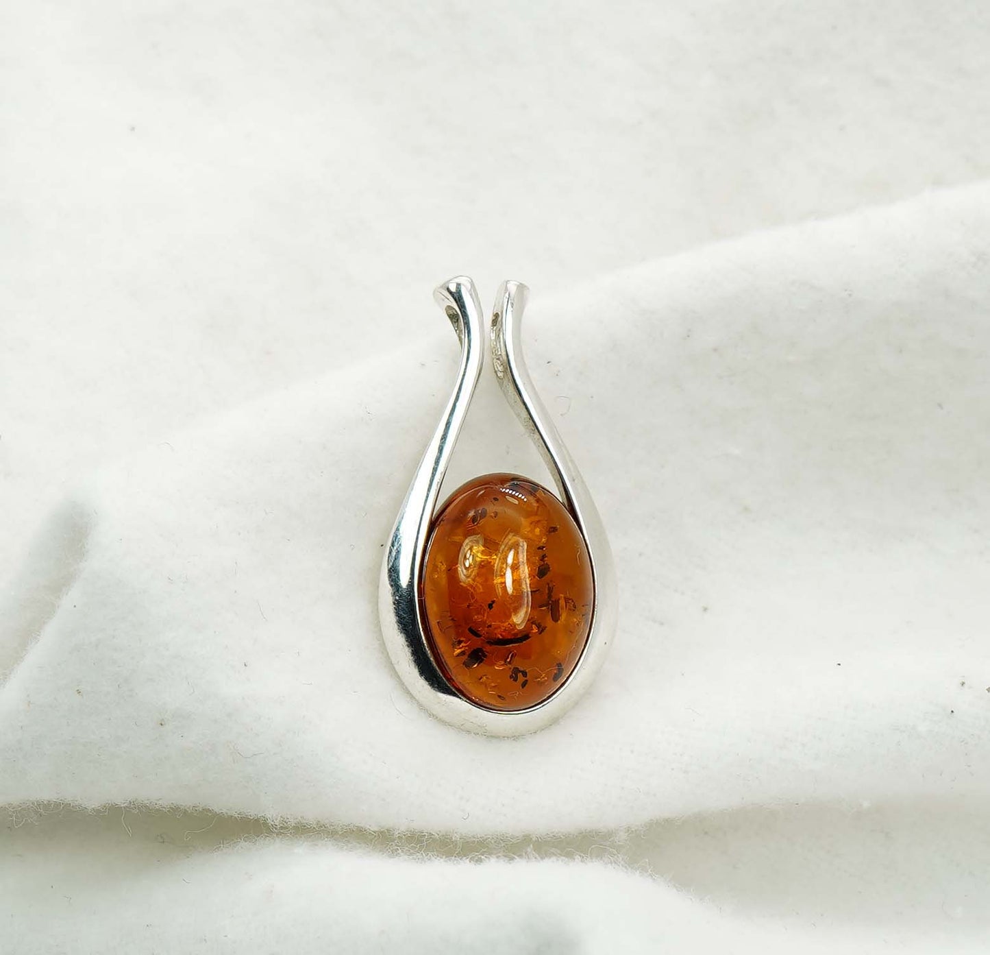 925 Solid Sterling Silver Natural Baltic Amber Pendant - 3.7 Gram