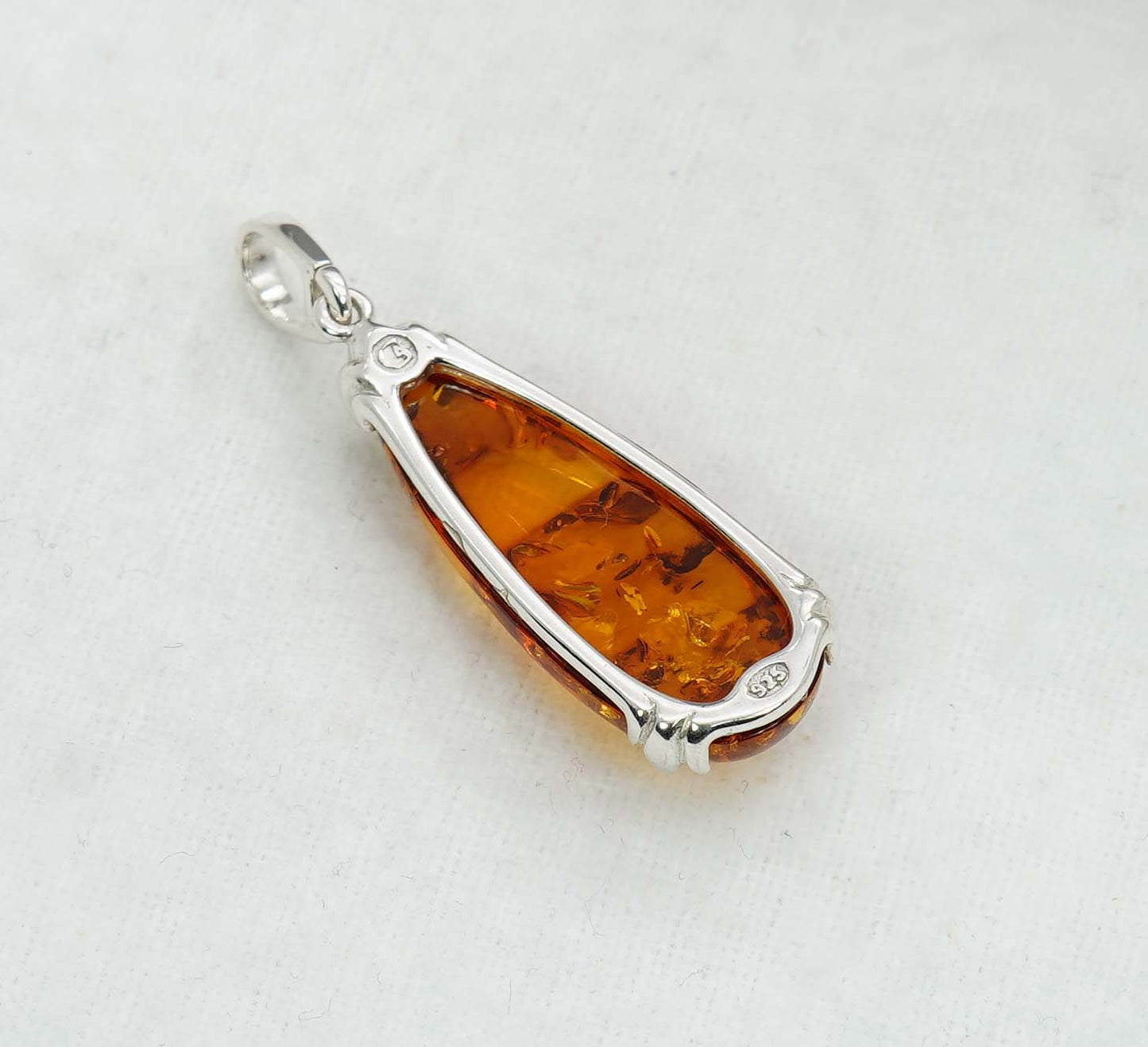 925 Solid Sterling Silver Natural Baltic Amber Pendant 3.5 Gram