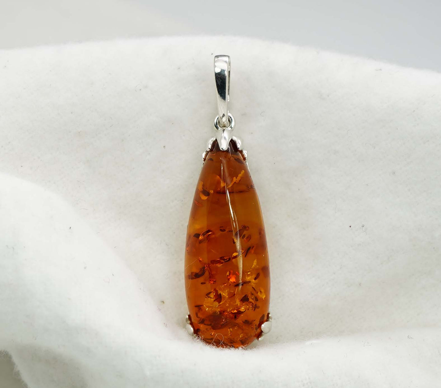 925 Solid Sterling Silver Natural Baltic Amber Pendant 3.5 Gram