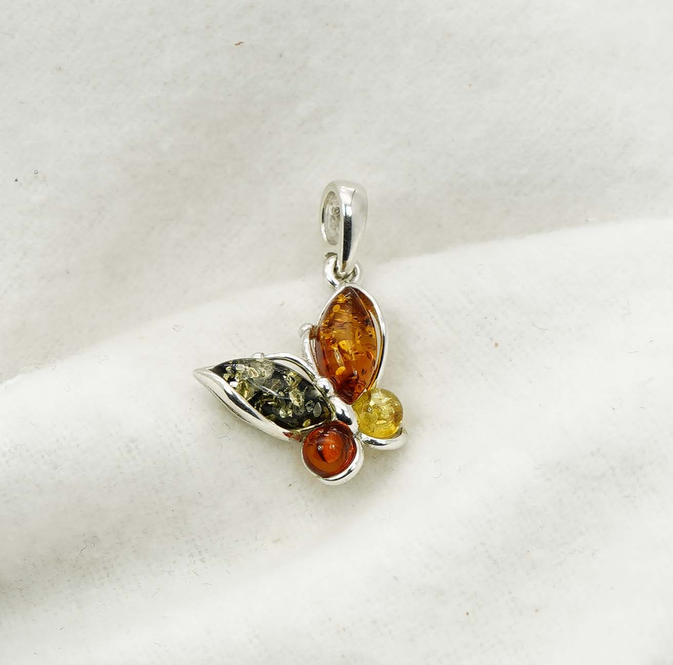 925 Solid Sterling Silver Natural Baltic Amber Pendant -2 Gram