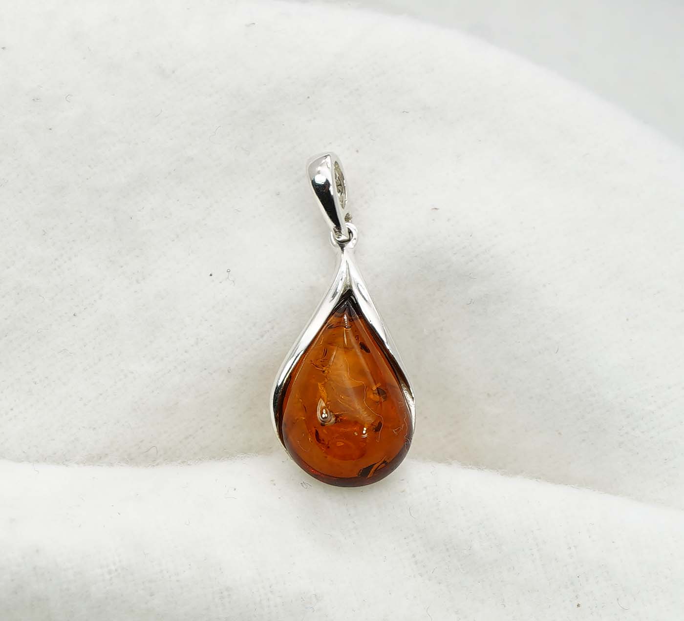 925 Solid Sterling Silver Natural Baltic Amber Pendant -2.2 Gram
