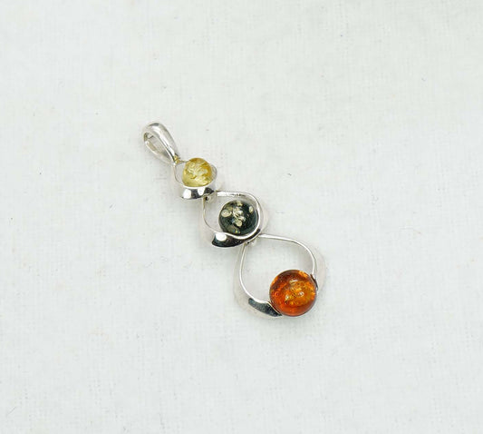 925 Solid Sterling Silver Natural Baltic Amber Pendant 1.7 Gram