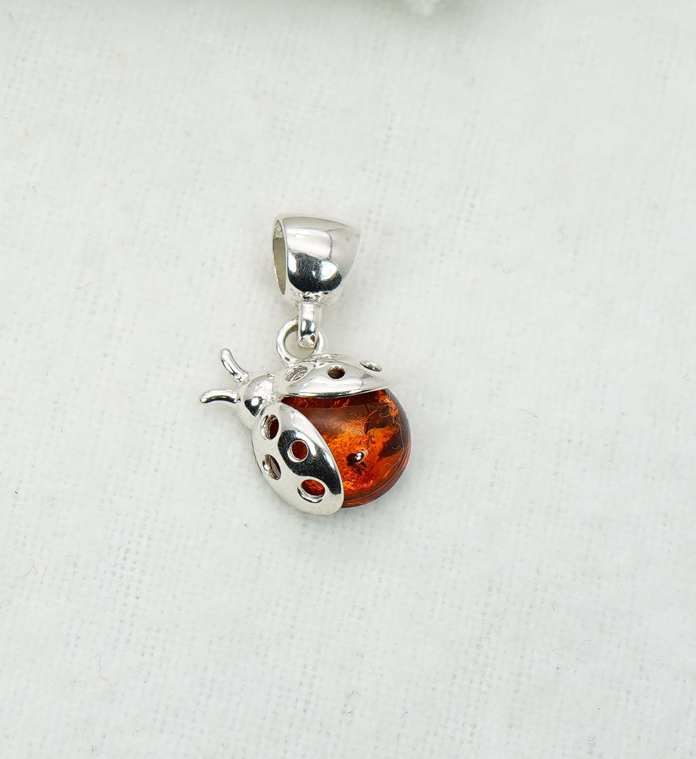 925 Solid Sterling Silver Natural Baltic Amber Pendant 2.2 Gram