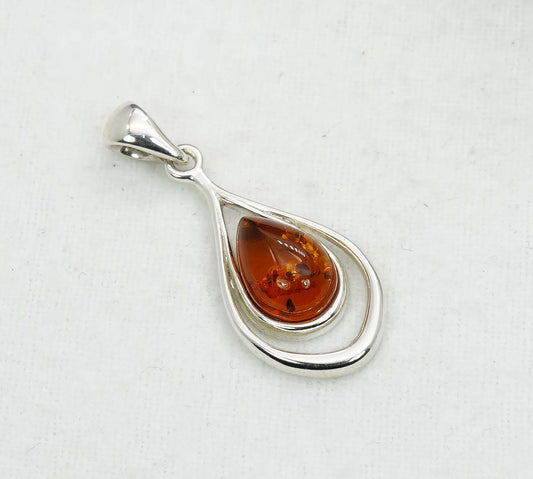925 Solid Sterling Silver Natural Baltic Amber Pendant 3.9 Gram