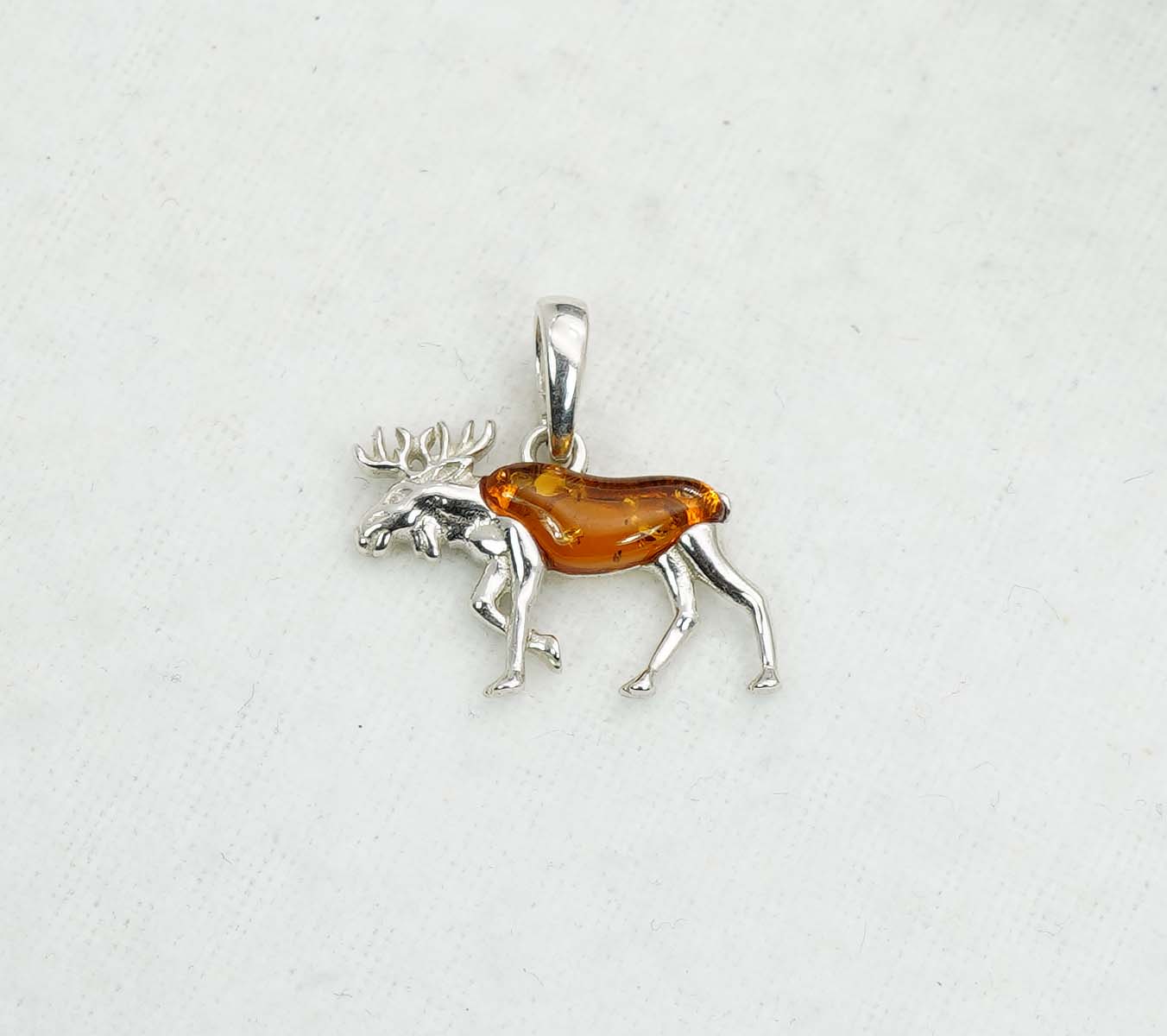 925 Solid Sterling Silver Natural Baltic Amber Pendant 2 Gram