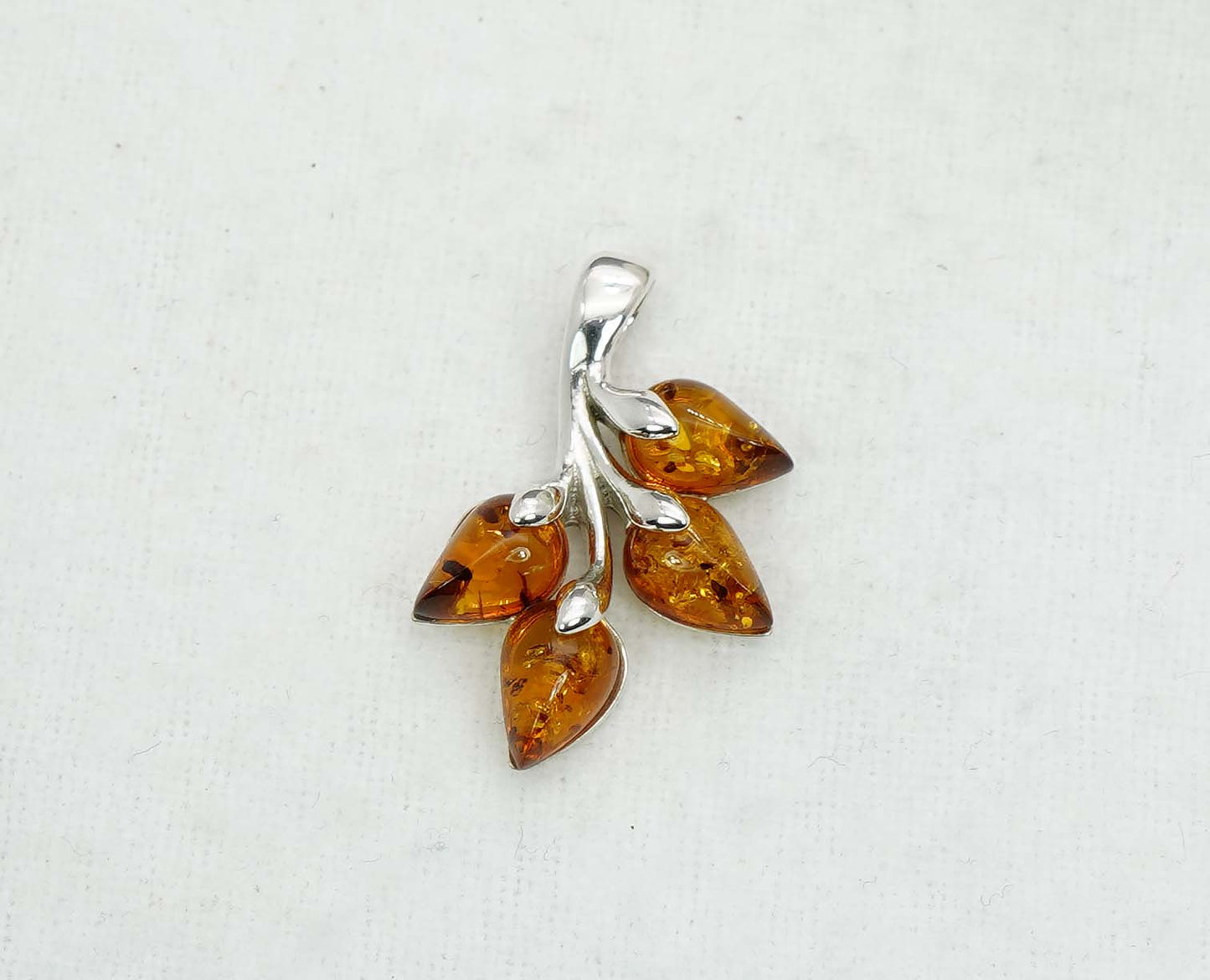 925 Solid Sterling Silver Natural Baltic Amber Pendant 2.5 Gram